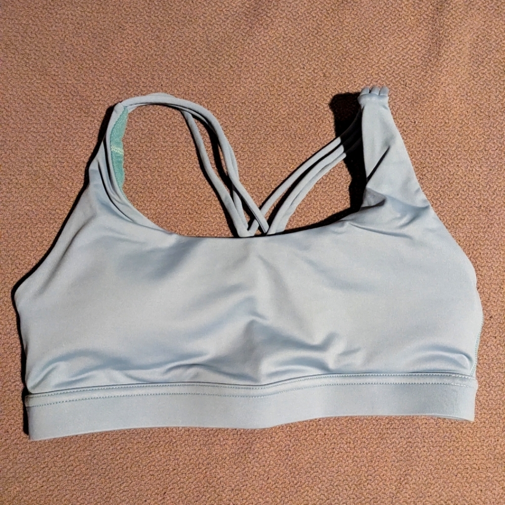 Katrina sports bra in sea foam